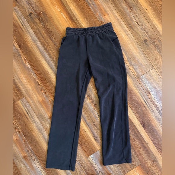 Lululemon - Softstreme High Rise pant regular size 4 - Picture 5 of 13